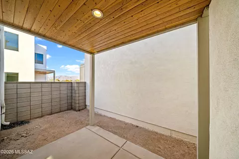 Exterior - 1187 E Gerring St, Tucson, AZ 85713 photo 10 of 11