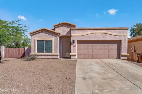77 E Corte Rancho Centro, Sahuarita, AZ 85629