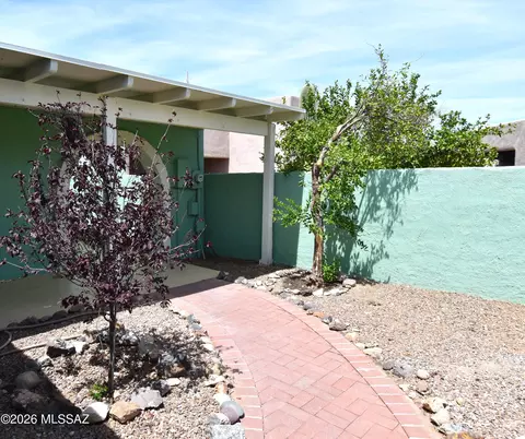 1348 W Placita Oro, Tucson, AZ 85745
