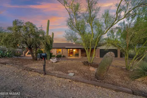 5230 N Avenida Largo, Tucson, AZ 85745