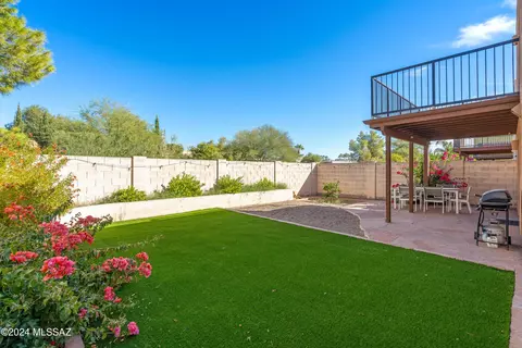3444 N Applewood Dr, Tucson, AZ 85712