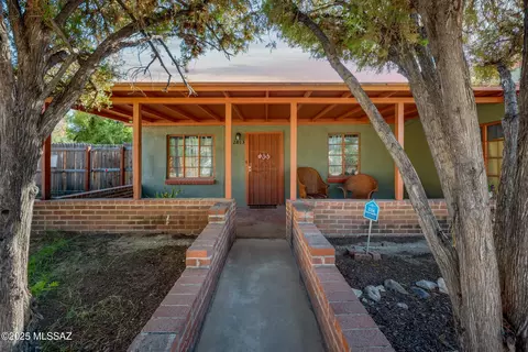 2813-2815 N Castro Ave, Tucson, AZ 85705
