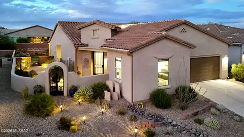 2496 W Music Mountains Dr, Green Valley, AZ 85622