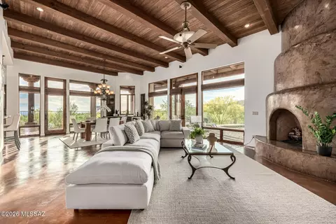 14417 N Sunset Gallery Dr, Marana, AZ 85658
