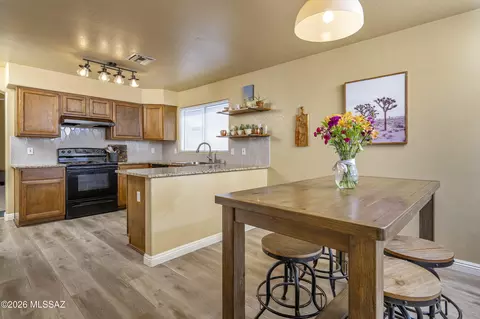 Kitchen - 9177 E Ironbark St, Tucson, AZ 85747 photo 1 of 3