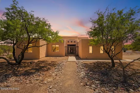 1505 W Via Muleje, Sahuarita, AZ 85629