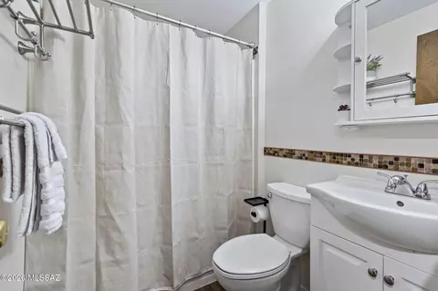 Bath - 4913 E Baker St, Tucson, AZ 85711 photo 1 of 2
