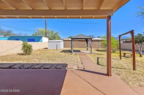 Exterior - 4913 E Baker St, Tucson, AZ 85711 photo 5 of 6