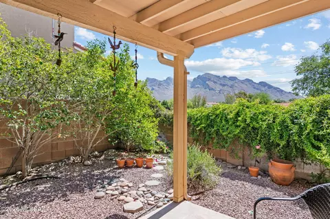 10160 N Colonial Pl, Oro Valley, AZ 85737