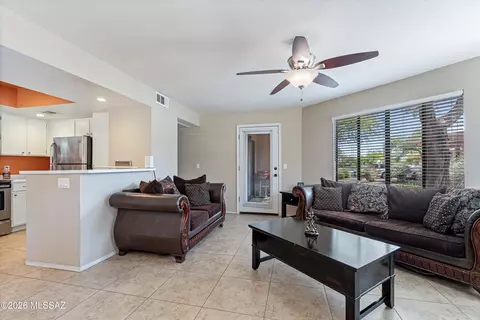7255 E Snyder Rd #4105, Tucson, AZ 85750