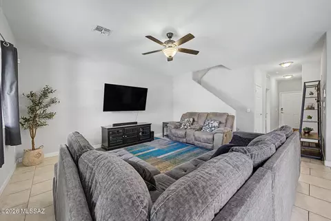 Living - 12135 E Becker Dr, Vail, AZ 85641 photo 1 of 3