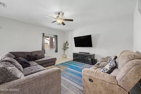 Living - 12135 E Becker Dr, Vail, AZ 85641 photo 2 of 3