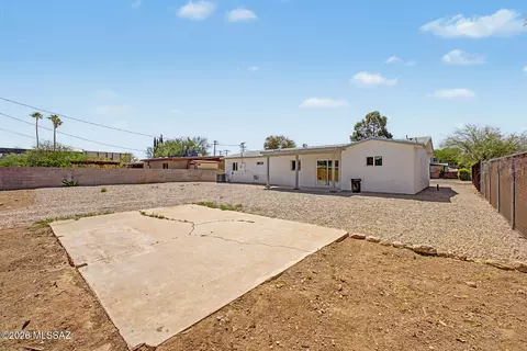 Exterior - 2251 E Spring St, Tucson, AZ 85719 photo 12 of 14