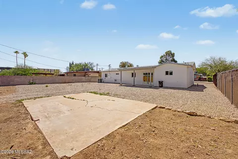 Exterior - 2251 E Spring St, Tucson, AZ 85719 photo 5 of 14