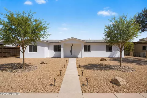 2251 E Spring St, Tucson, AZ 85719