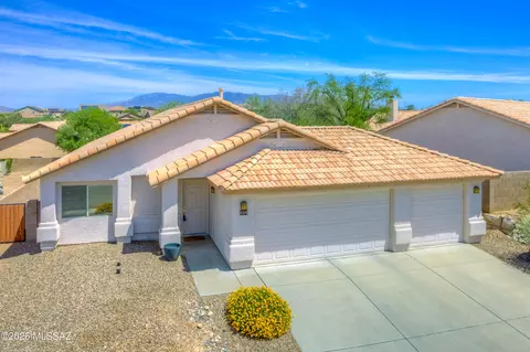 894 N Sugar Maple Pl, Tucson, AZ 85710