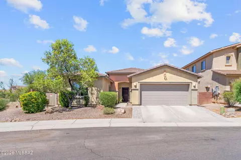 7569 E Picket Fence Ln, Tucson, AZ 85756