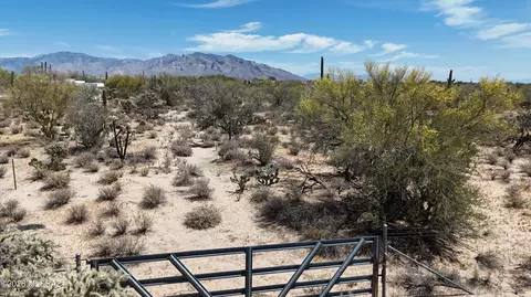 9888 N Carolanne Dr, Tucson, AZ 85742