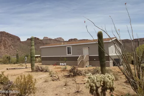 6980 N Tula Ln, Tucson, AZ 85743
