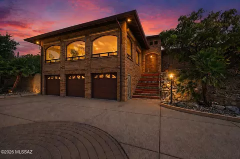 6602 N Catalina Ave, Tucson, AZ 85718