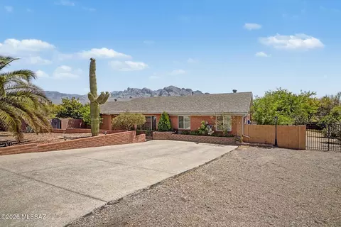 1661 W Cascabella Dr, Tucson, AZ 85737