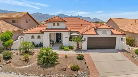62781 E Amberwood Dr, Tucson, AZ 85739