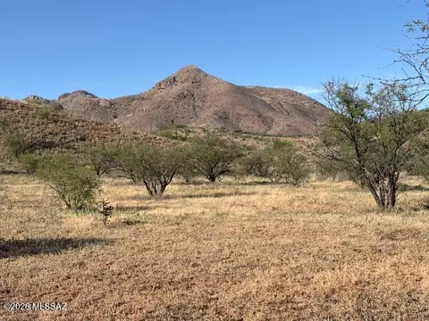 1262 Tocar Ct, Rio Rico, AZ 85648