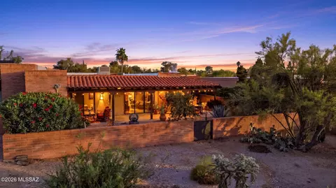 1915 W Hickory Hollow Ln, Tucson, AZ 85704