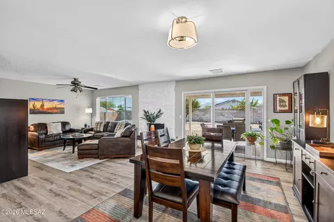 3201 W New Day Ter, Tucson, AZ 85741