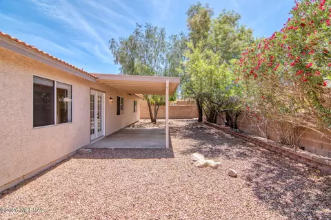 Exterior - 9600 E Paseo San Rosendo, Tucson, AZ 85747 photo 6 of 7