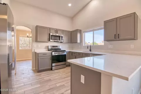 Kitchen - 9600 E Paseo San Rosendo, Tucson, AZ 85747 photo 2 of 3