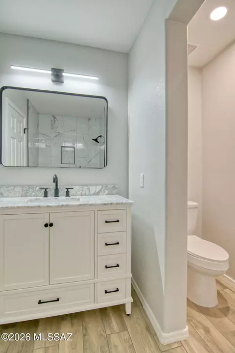 Bath - 9600 E Paseo San Rosendo, Tucson, AZ 85747 photo 5 of 7