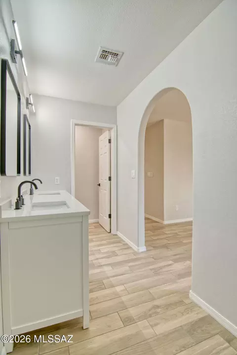 Bath - 9600 E Paseo San Rosendo, Tucson, AZ 85747 photo 3 of 7
