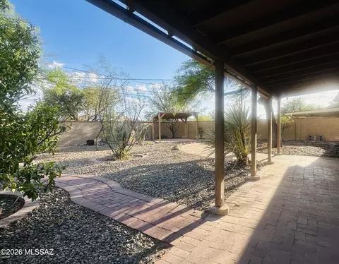 Exterior - 5018 E 18th St, Tucson, AZ 85711 photo 2 of 3