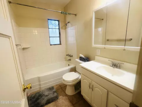 Bath - 5018 E 18th St, Tucson, AZ 85711 photo 1 of 1