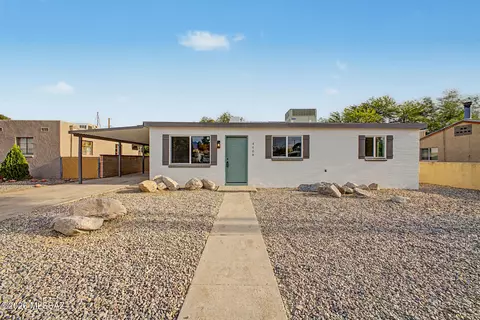 4608 E Timrod St, Tucson, AZ 85711