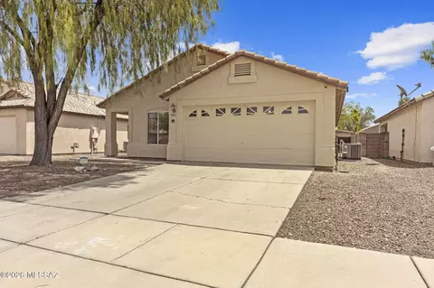 2944 N Bronze Creek Way, Tucson, AZ 85745