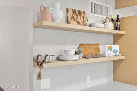 Kitchen - 5635 E 8th St, Tucson, AZ 85711 photo 4 of 9