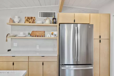 Kitchen - 5635 E 8th St, Tucson, AZ 85711 photo 6 of 9