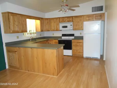 Kitchen - 894 S Post Rd, Benson, AZ 85602 photo 1 of 1