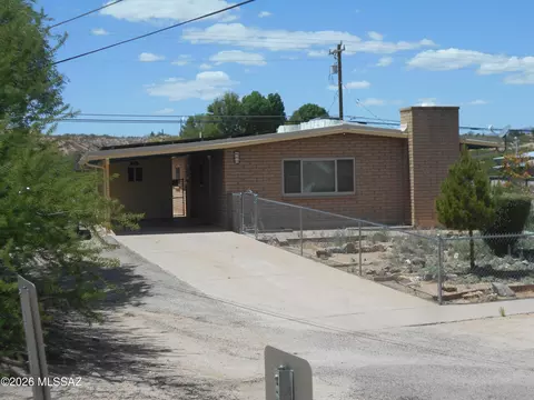 894 S Post Rd, Benson, AZ 85602