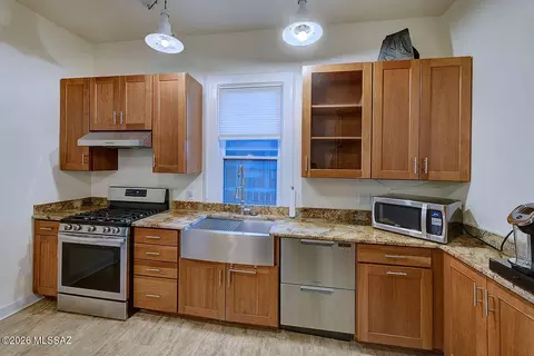 Kitchen - 528 E 2nd St, Tucson, AZ 85705 photo 1 of 3