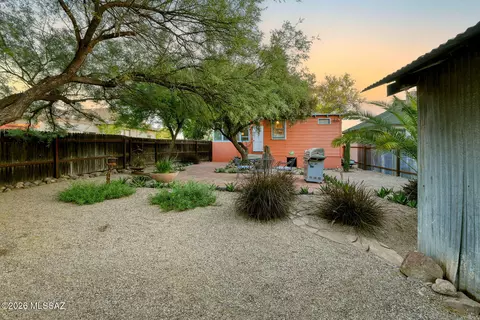 Exterior - 528 E 2nd St, Tucson, AZ 85705 photo 7 of 12