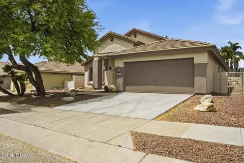 Exterior - 10227 E Watson Dr, Tucson, AZ 85730 photo 2 of 11