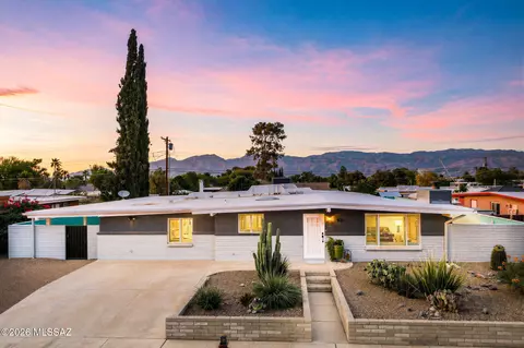 7471 E 32nd St, Tucson, AZ 85710