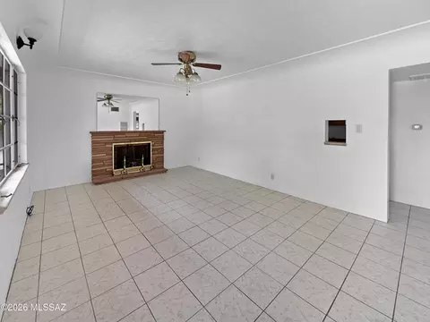 Living - 1038 E Blanton Dr, Tucson, AZ 85719 photo 2 of 2