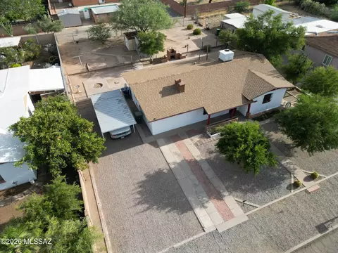 View/Area - 1038 E Blanton Dr, Tucson, AZ 85719 photo 3 of 4