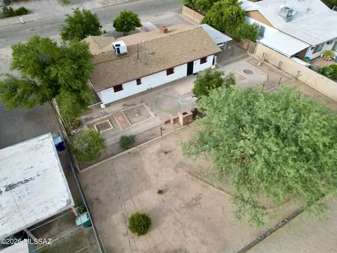View/Area - 1038 E Blanton Dr, Tucson, AZ 85719 photo 2 of 4