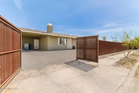 102 W Elm St, Tucson, AZ 85705
