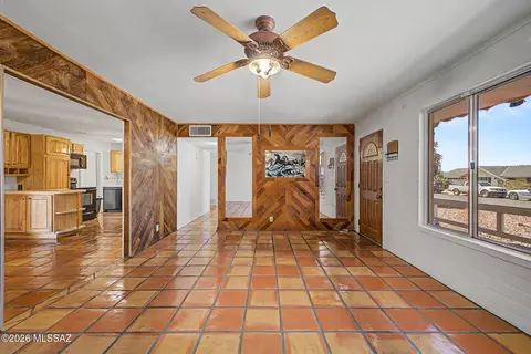 Living - 6282 E 33rd St, Tucson, AZ 85711 photo 2 of 5